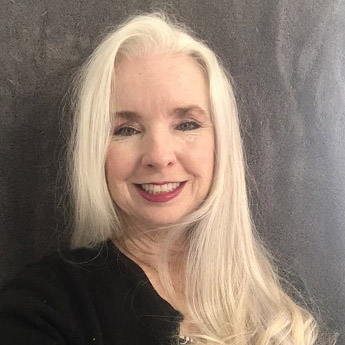 Photo of Dr. Elizabeth Casey