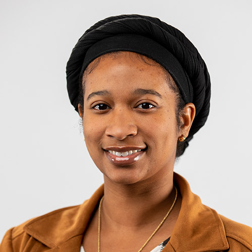 Headshot of Alexandria