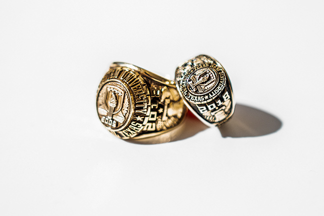 Official class ring for Texas A&M University - Central Texas