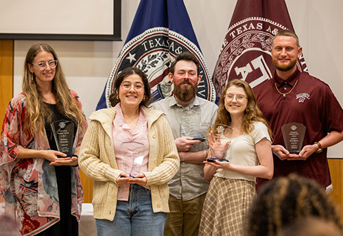 An award ceremony for graduating teachers