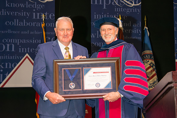 Photo of retire General John M. "Mike" Murray and TAMUCT President Richard Rhodes
